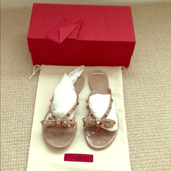 Authentic Valentino Rockstud Jelly 